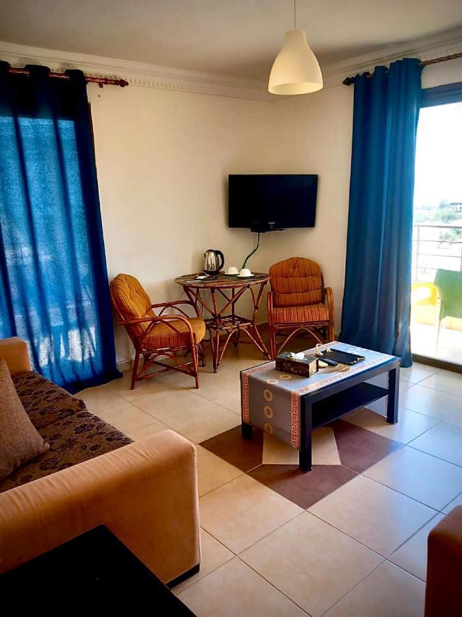 Aparthotel Dead Sea Lafamilia Albadwan Sweimeh Exterior foto